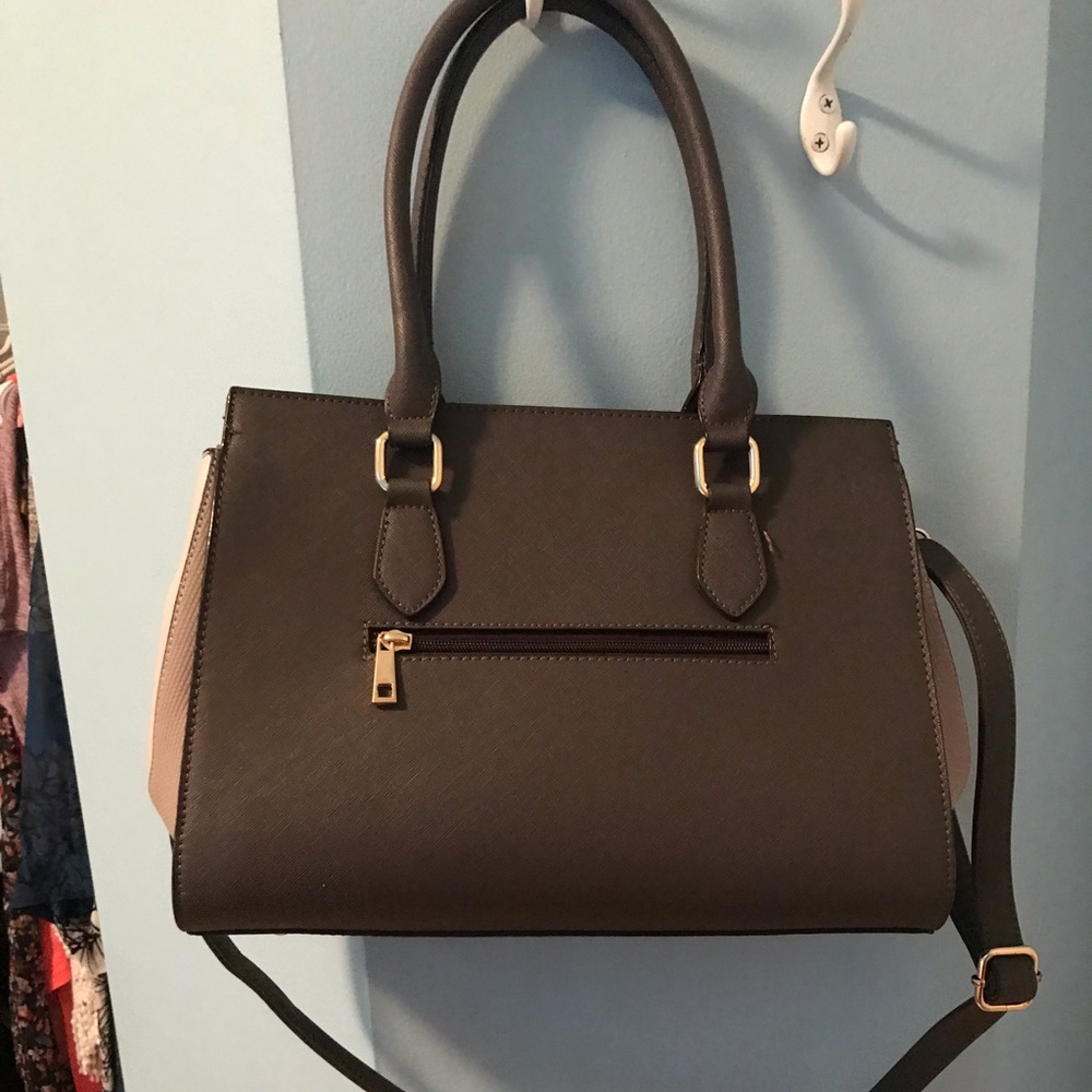 Call it spring handbag - Picture 2 of 8